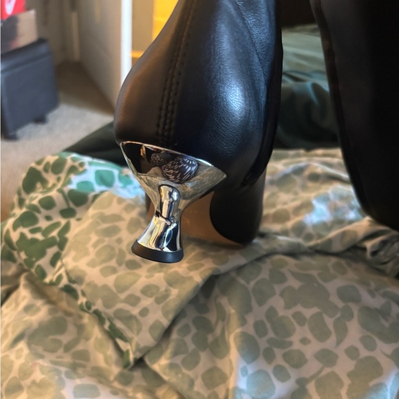 Katy Perry Collections - Picture 1 of 3